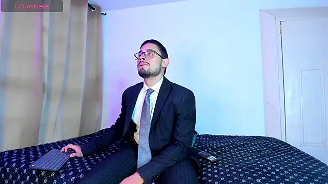 pleasurecompany3 online show from 18, 3, 2025