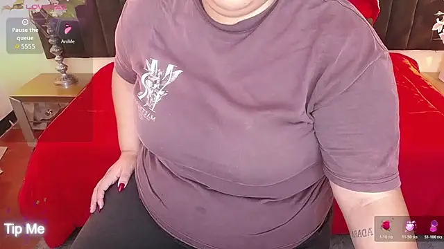 Snapshot of ailyn_maury chatting on 28, 5, 2026 ailyn maury online show from 28, 5, 2026