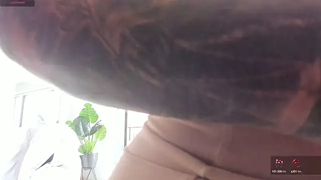 rouse  hallberg online show from 22, 9, 2025