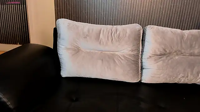 Snapshot of Saray_Millerr chatting on 14, 3, 2025 Saray Millerr online show from 14, 3, 2025