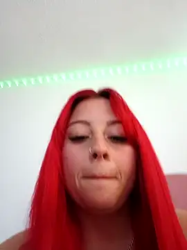 LEIDY LORENA online show from 25, 10, 2025