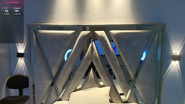 Snapshot of Alice_26_ chatting on 29, 10, 2025 Alice 26  online show from 29, 10, 2025