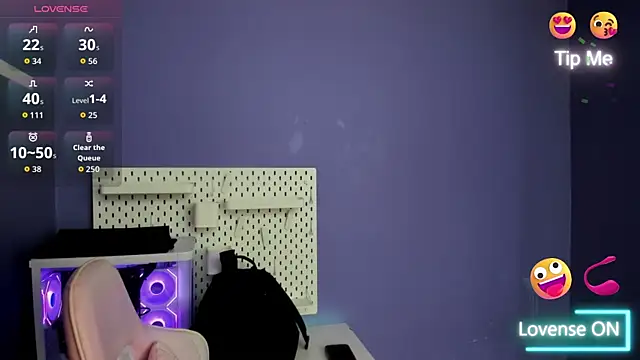 Alice 26  online show from 12, 11, 2025