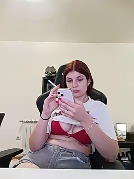 Snapshot of MeCherryy chatting on 19, 5, 2026 MeCherryy online show from 19, 5, 2026