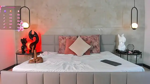 Emmi Roberts online show from 10, 1, 2026