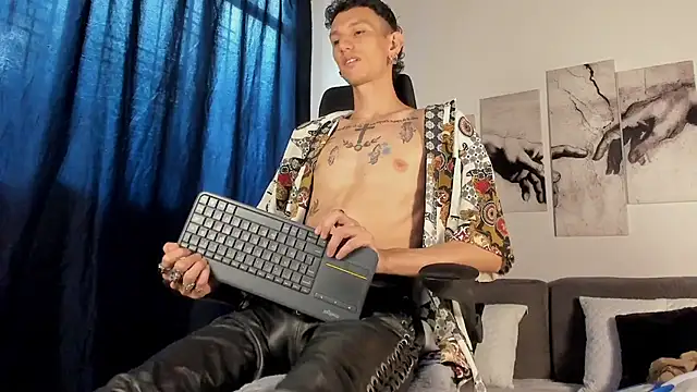 Giotrashy online show from 21, 7, 2026