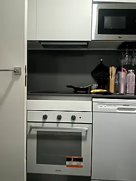 Alyssa 76 online show from 4, 3, 2026