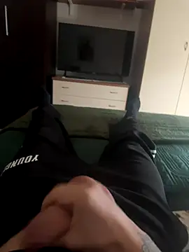 Snapshot of impaolo20 chatting on 4, 10, 2025 impaolo20 online show from 4, 10, 2025