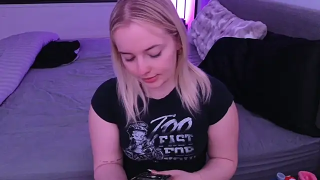 margot robbie7 online show from 15, 5, 2026