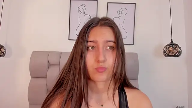 Hanna Evans   online show from 7, 10, 2025