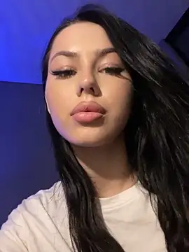 Snapshot of Leya_Foxhall chatting on 17, 9, 2025 Leya Foxhall online show from 17, 9, 2025
