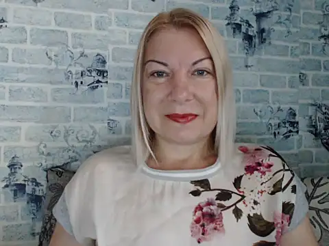 Lillia Ray online show from 19, 9, 2025