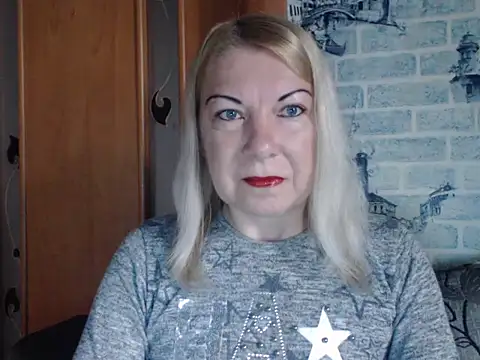 Lillia Ray online show from 10, 5, 2026