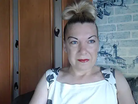 Lillia Ray online show from 19, 6, 2026