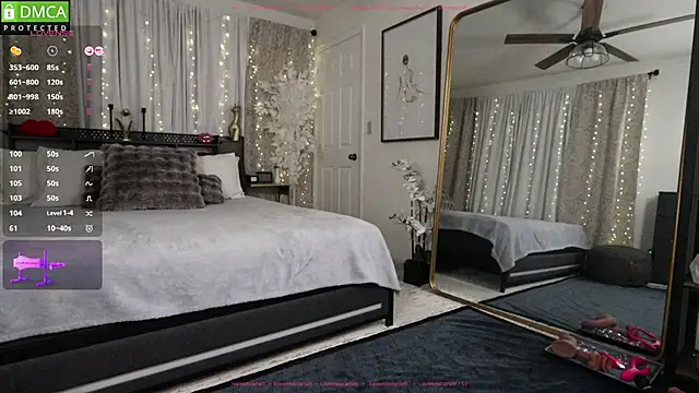 LoveMoScarlett online show from 10, 9, 2025