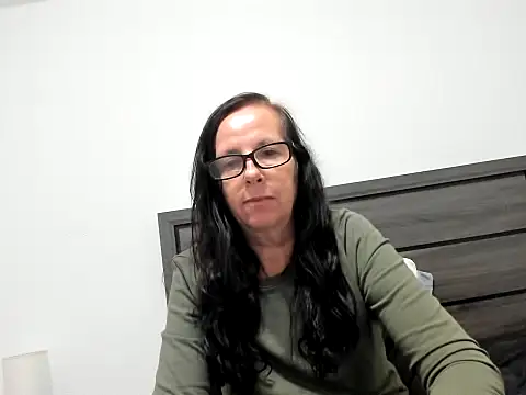 Snapshot of peachgoddess chatting on 19, 10, 2025 peachgoddess online show from 19, 10, 2025