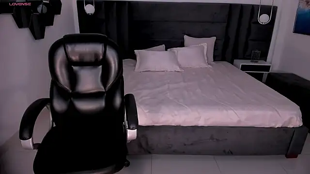 LarisaSmirnov online show from 6, 1, 2026