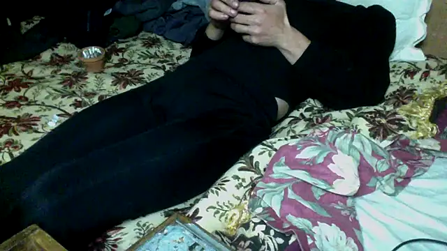 Snapshot of JoaoPinto0 chatting on 8, 11, 2025 JoaoPinto0 online show from 8, 11, 2025