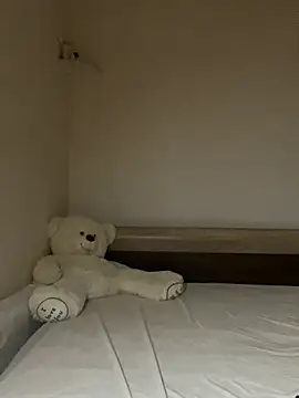 Nikusia online show from 17, 4, 2026