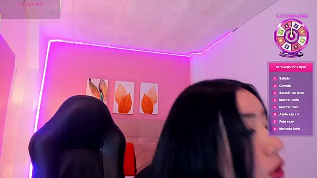 Molly h0t online show from 2, 2, 2026