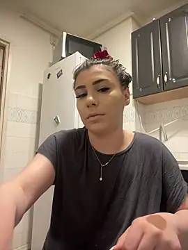 Natasha Cameron22 online show from 5, 5, 2026