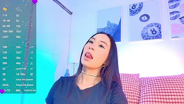 Snapshot of Valen_ross_ chatting on 22, 4, 2026 Valen ross online show from 22, 4, 2026