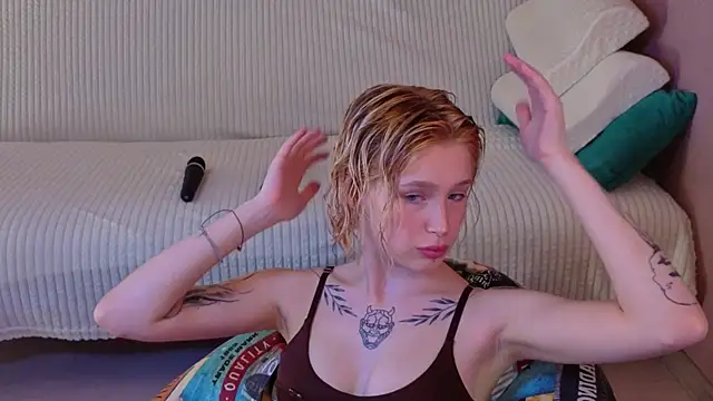 Snapshot of Tara_Lawson chatting on 21, 7, 2026 Tara Lawson online show from 21, 7, 2026