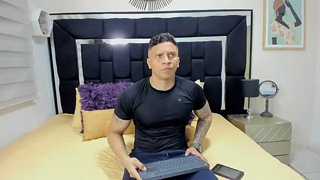 ethan dalton  online show from 8, 5, 2026