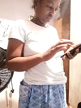 Snapshot of sexylira chatting on 22, 9, 2025 sexylira online show from 22, 9, 2025