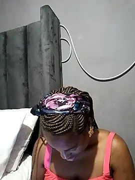 Snapshot of sexylira chatting on 9, 10, 2025 sexylira online show from 9, 10, 2025