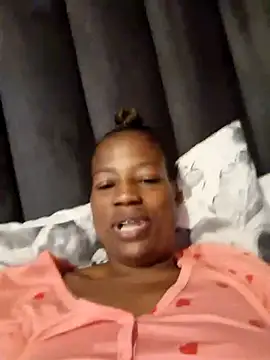 Snapshot of sexylira chatting on 2, 2, 2026 sexylira online show from 2, 2, 2026