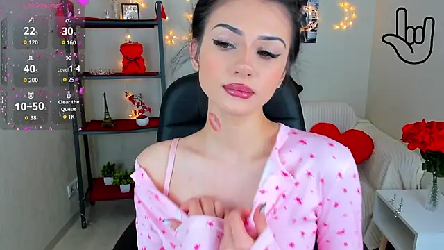Kitti   online show from 18, 5, 2026