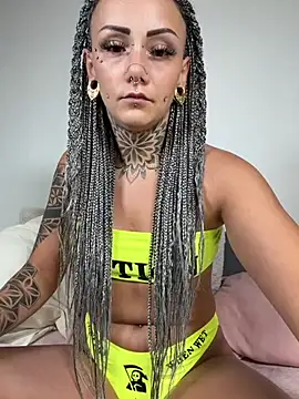xxveraa vibe online show from 9, 6, 2026