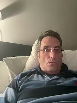 Snapshot of Bw3322 chatting on 29, 3, 2026 Bw3322 online show from 29, 3, 2026