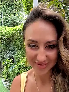 Brilliant-Splashes online show from 21, 12, 2025