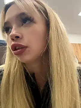 Snapshot of katyevance chatting on 24, 11, 2025 katyevance online show from 24, 11, 2025