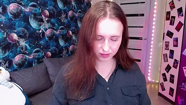 Snapshot of BarbiePieer chatting on 5, 10, 2025 BarbiePieer online show from 5, 10, 2025