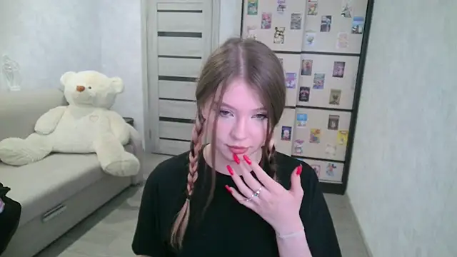 GinnyBlacky online show from 18, 6, 2026