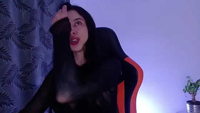 Misscarolsph online show from 3, 7, 2026