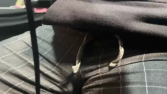 Snapshot of Max_965 chatting on 3, 12, 2025 Max 965 online show from 3, 12, 2025