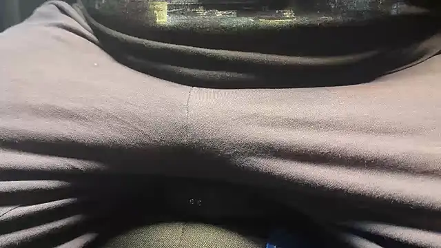 Snapshot of Max_965 chatting on 20, 12, 2025 Max 965 online show from 20, 12, 2025