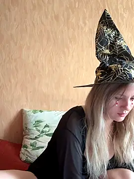 mollygirll online show from 29, 10, 2025