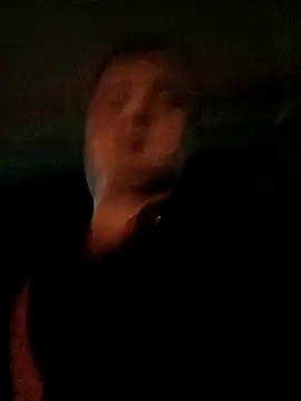 Snapshot of osanu_kage chatting on 6, 11, 2025 osanu kage online show from 6, 11, 2025