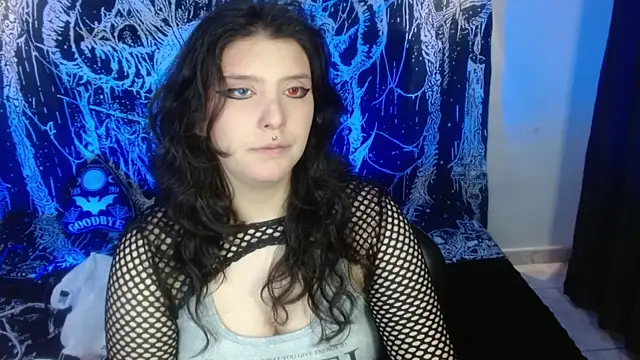 mikaskullcs online show from 31, 7, 2026