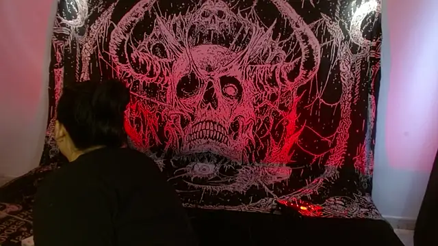 mikaskullcs online show from 6, 8, 2026