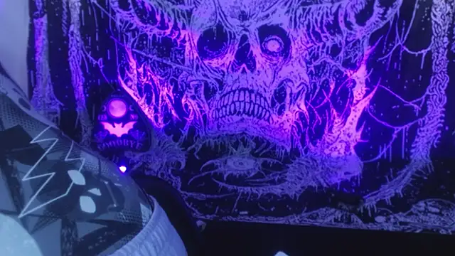 mikaskullcs online show from 7, 8, 2026
