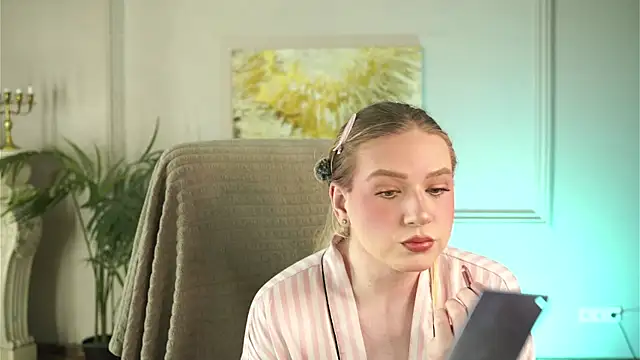 Jes Solar online show from 24, 6, 2026