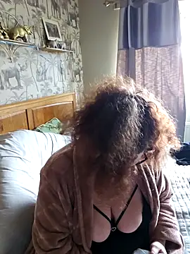 MissQueenBeex online show from 23, 2, 2026