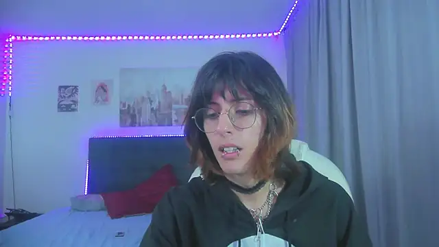 goth minerva online show from 17, 7, 2026