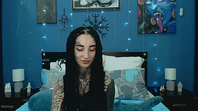 Velvetbat online show from 15, 6, 2026